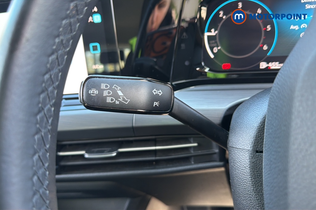 Volkswagen Golf Style Manual Diesel Hatchback - Stock Number (1628339) - 5th supplementary image