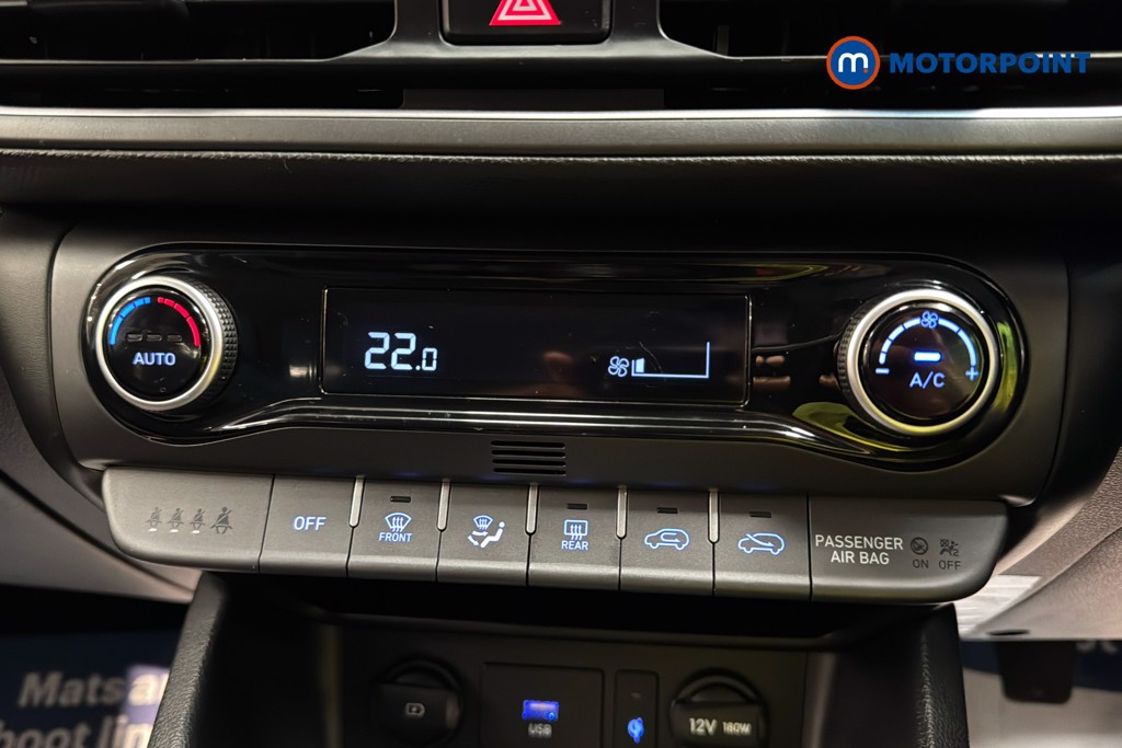 Hyundai Kona Premium Manual Petrol SUV - Stock Number (1628488) - 12th supplementary image