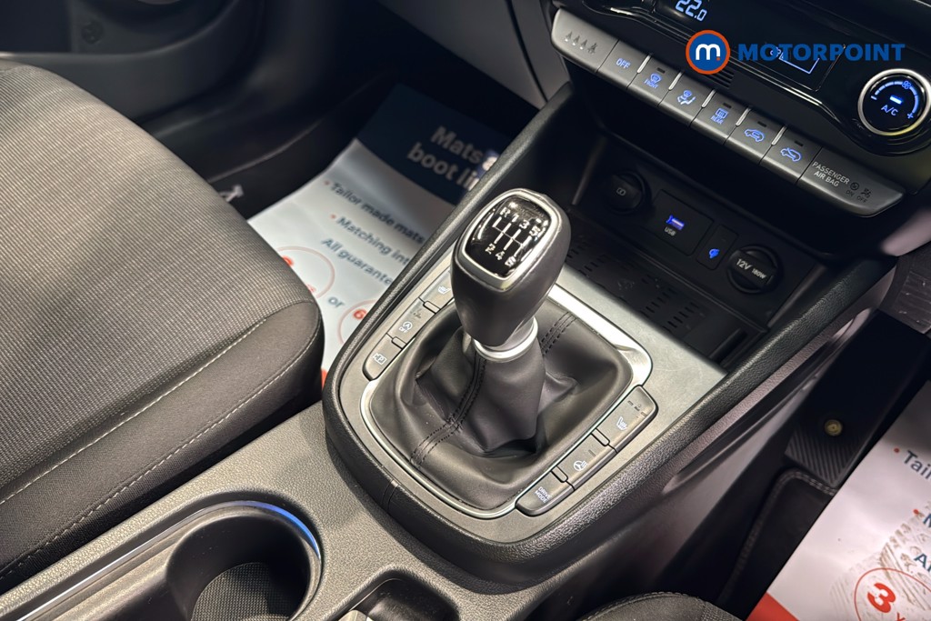 Hyundai Kona Premium Manual Petrol SUV - Stock Number (1628488) - 15th supplementary image