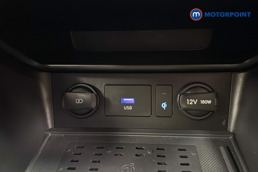 Hyundai Kona Premium Manual Petrol SUV - Stock Number (1628488) - 17th supplementary image