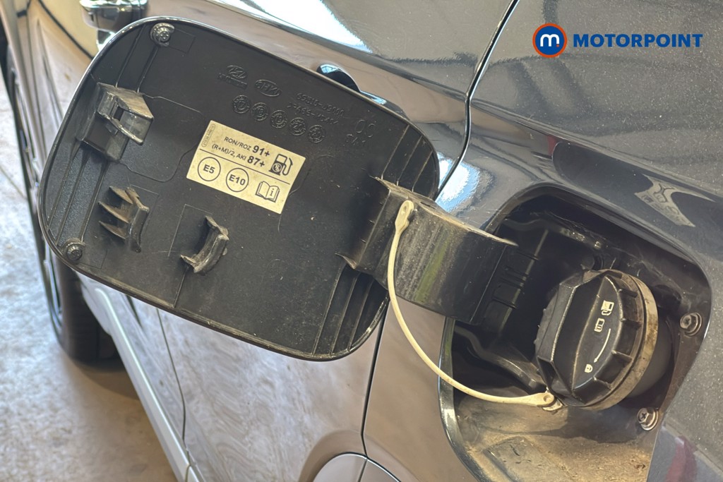 Hyundai Kona Premium Manual Petrol SUV - Stock Number (1628488) - 41st supplementary image