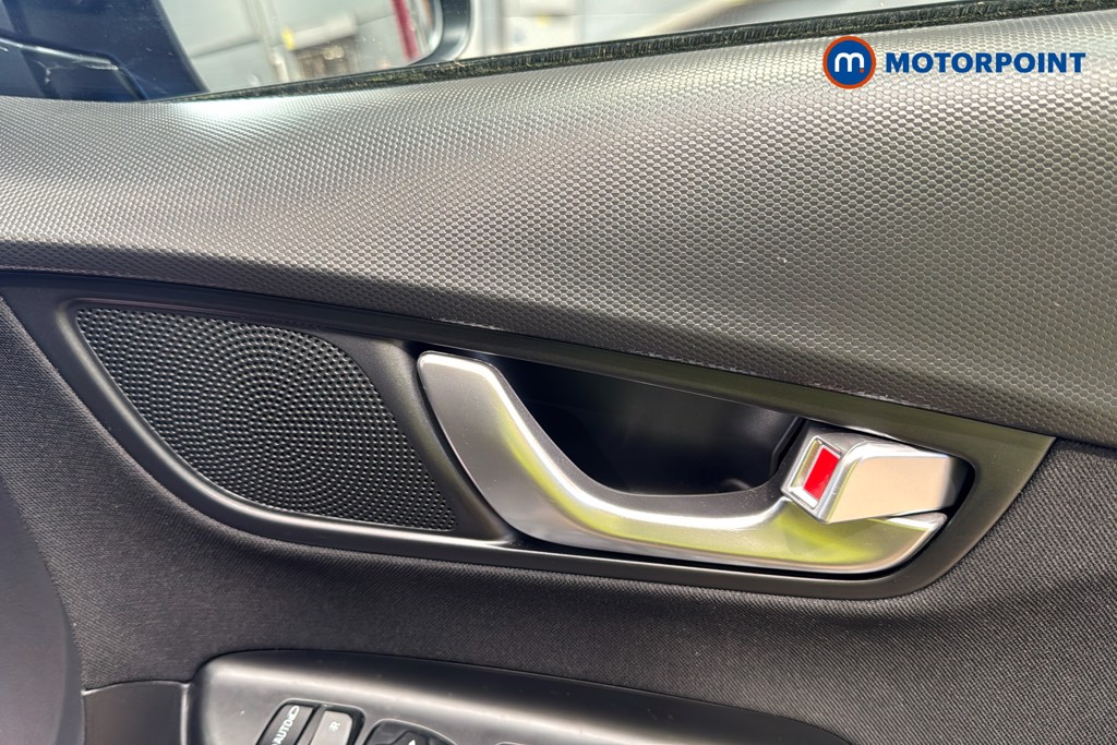 Hyundai Kona Premium Manual Petrol SUV - Stock Number (1628488) - 42nd supplementary image