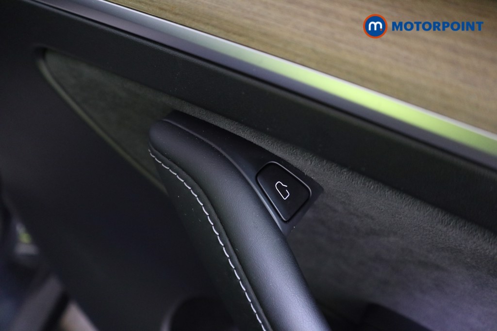 Tesla Model Y Long Range Automatic Electric SUV - Stock Number (1628939) - 15th supplementary image