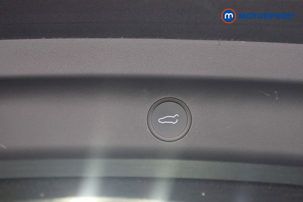 Tesla Model Y Long Range Automatic Electric SUV - Stock Number (1628939) - 21st supplementary image