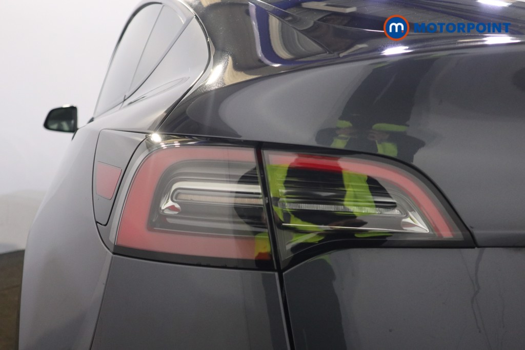 Tesla Model Y Long Range Automatic Electric SUV - Stock Number (1628939) - 27th supplementary image