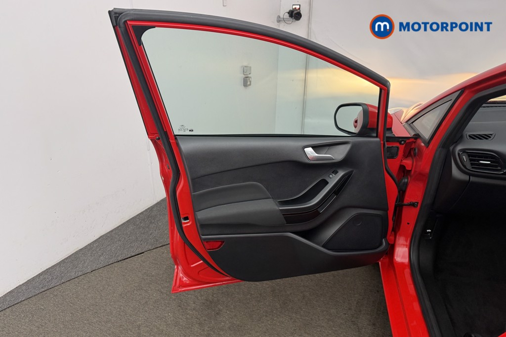 Ford Fiesta Trend Manual Petrol Hatchback - Stock Number (1629082) - 4th supplementary image