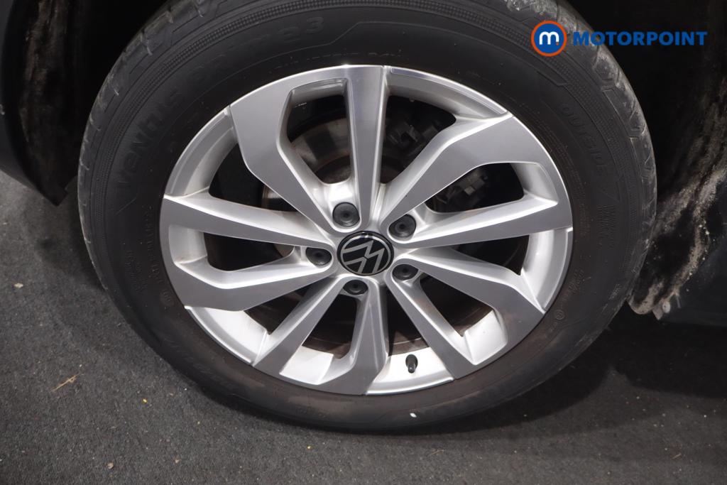 Volkswagen T-Roc Style Manual Petrol SUV - Stock Number (1629163) - 6th supplementary image
