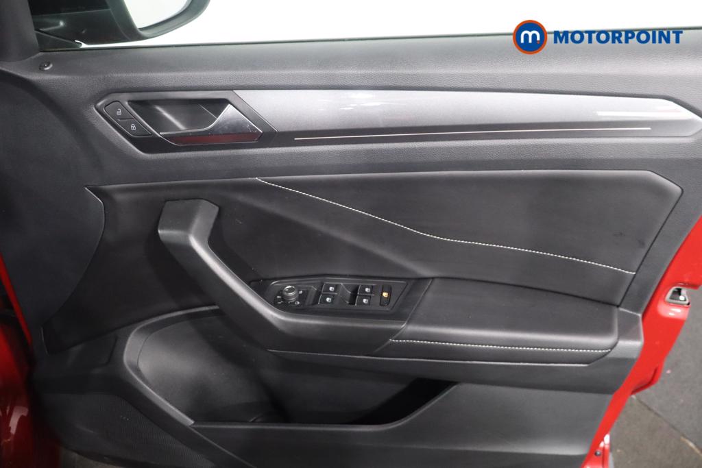 Volkswagen T-Roc Style Manual Petrol SUV - Stock Number (1629163) - 9th supplementary image