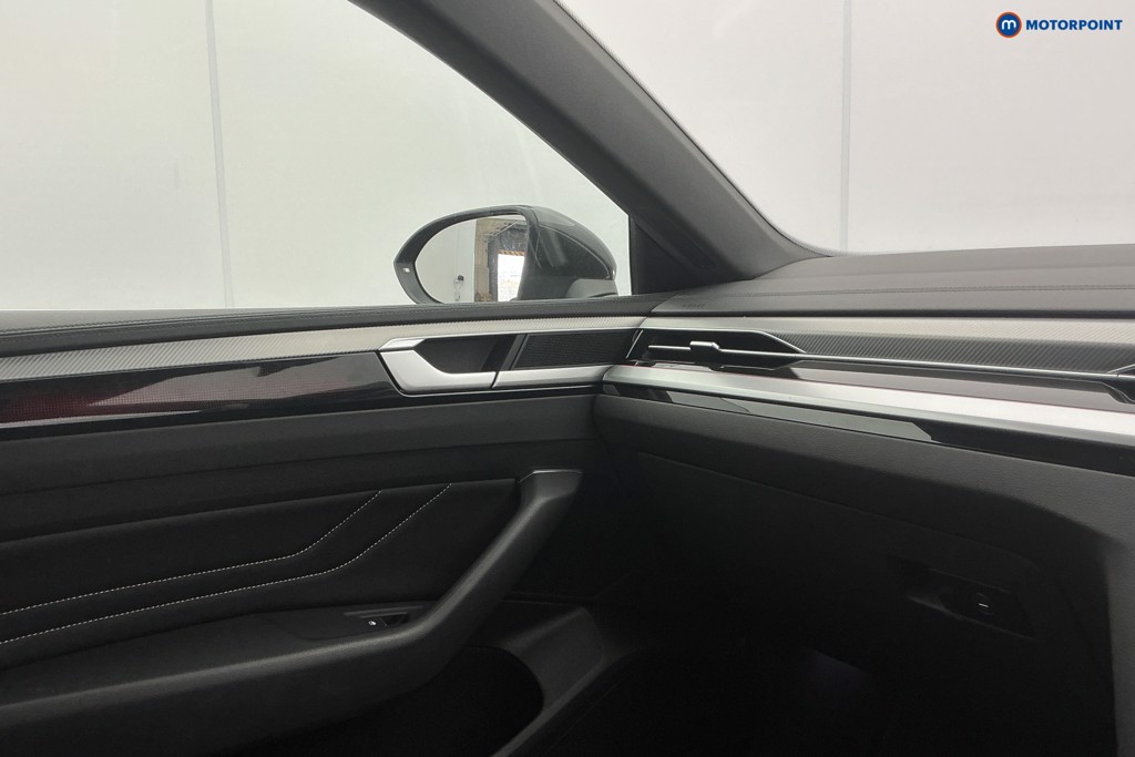 Volkswagen Arteon R-Line Automatic Petrol Estate - Stock Number (1629237) - 22nd supplementary image