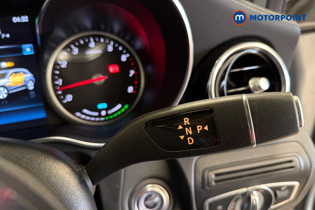 Mercedes-Benz GLC Amg Line Automatic Petrol SUV - Stock Number (1629463) - 15th supplementary image