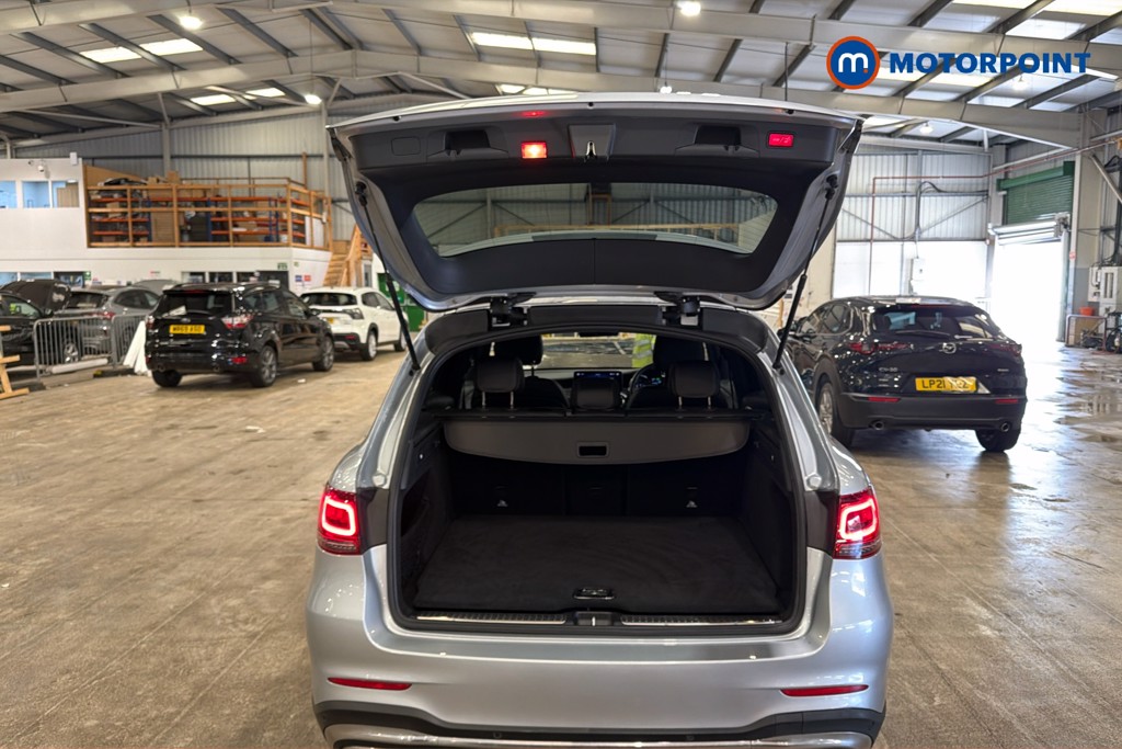 Mercedes-Benz GLC Amg Line Automatic Petrol SUV - Stock Number (1629463) - 33rd supplementary image