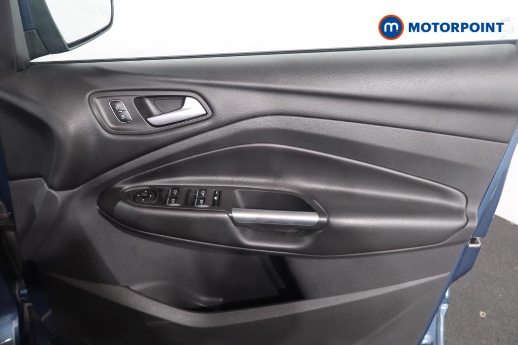 Ford Kuga St-Line X Manual Diesel SUV - Stock Number (1629709) - 9th supplementary image