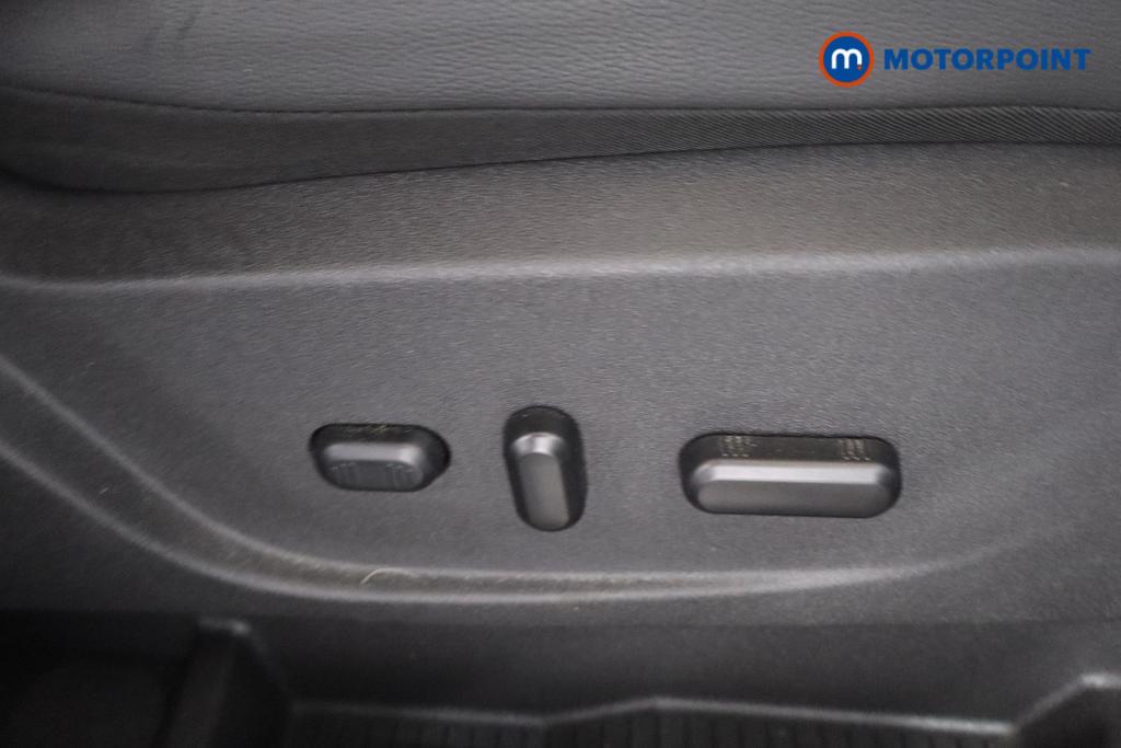 Ford Kuga St-Line X Manual Diesel SUV - Stock Number (1629709) - 12th supplementary image