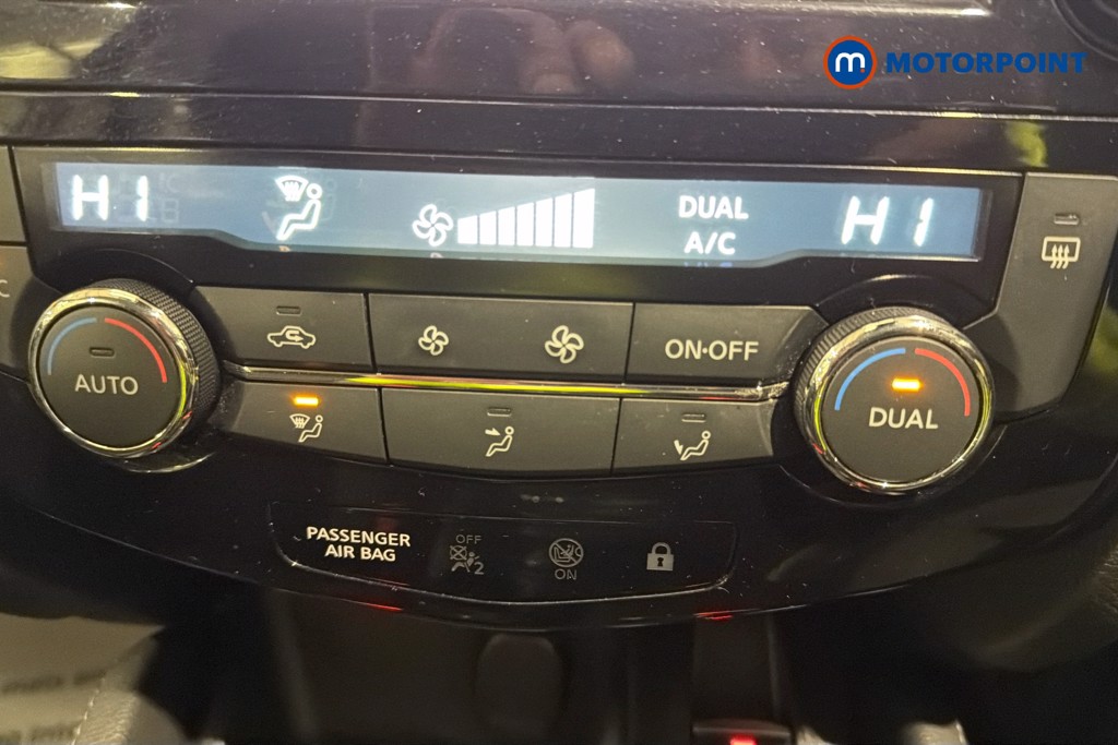Nissan Qashqai Acenta Premium Manual Petrol SUV - Stock Number (1629732) - 12th supplementary image