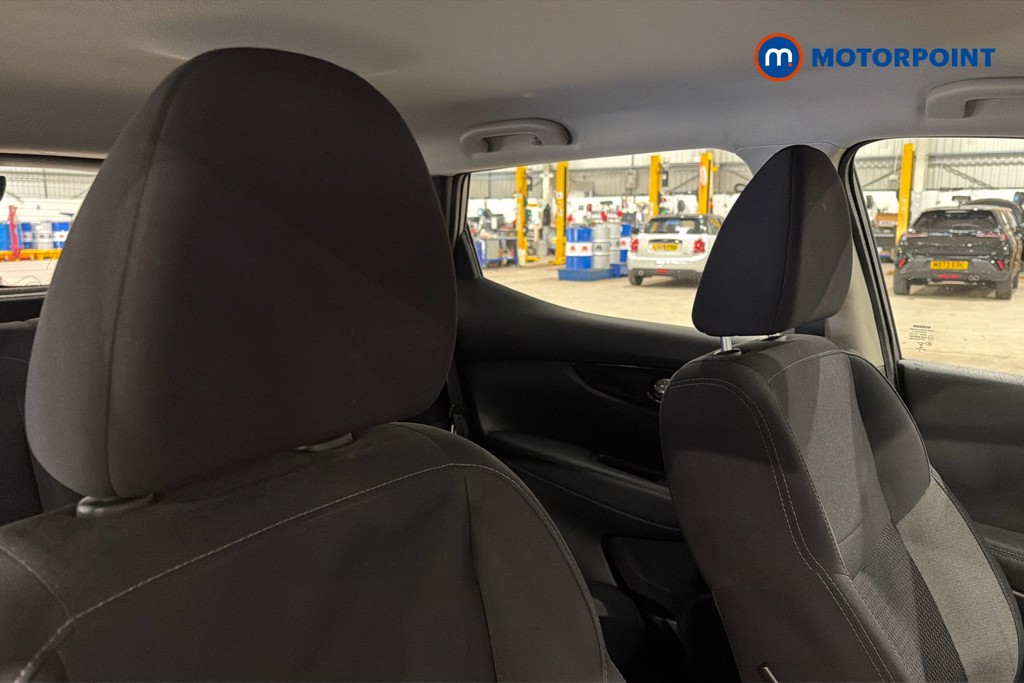 Nissan Qashqai Acenta Premium Manual Petrol SUV - Stock Number (1629732) - 23rd supplementary image