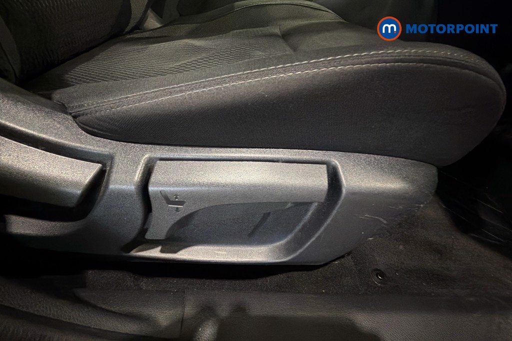 Nissan Qashqai Acenta Premium Manual Petrol SUV - Stock Number (1629732) - 25th supplementary image
