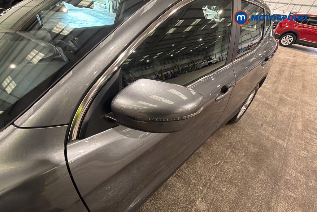 Nissan Qashqai Acenta Premium Manual Petrol SUV - Stock Number (1629732) - 43rd supplementary image