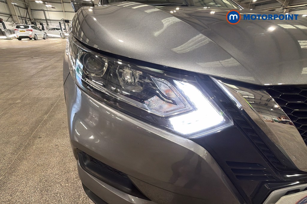 Nissan Qashqai Acenta Premium Manual Petrol SUV - Stock Number (1629732) - 44th supplementary image