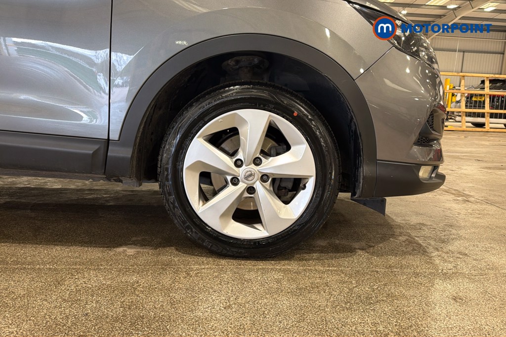 Nissan Qashqai Acenta Premium Manual Petrol SUV - Stock Number (1629732) - 50th supplementary image