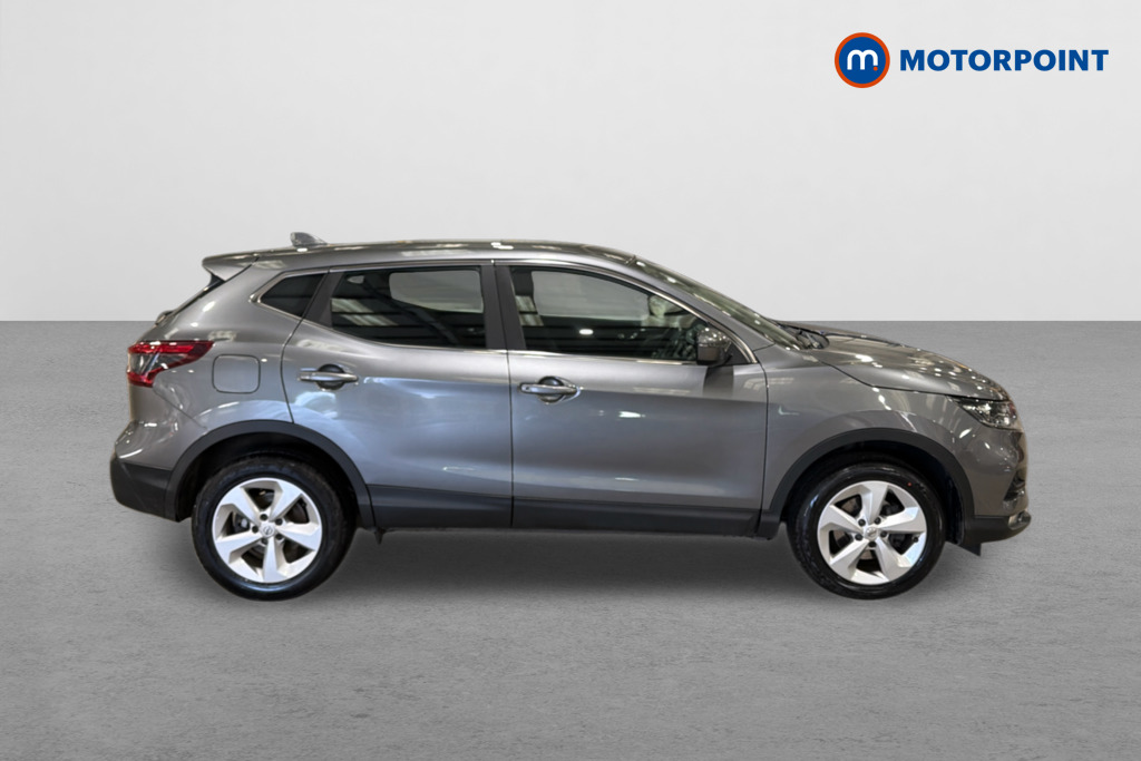 Nissan Qashqai Acenta Premium Manual Petrol SUV - Stock Number (1629732) - Drivers side