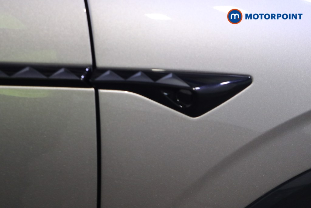 Mg Motor Uk HS Trophy Automatic Petrol-Electric Hybrid SUV - Stock Number (1630087) - 33rd supplementary image