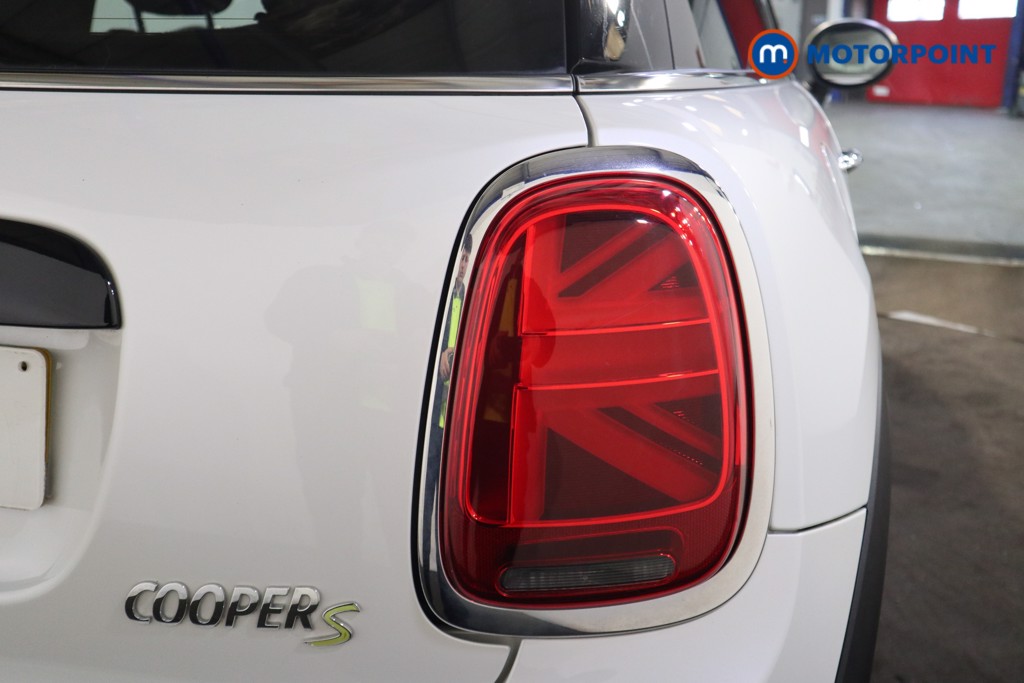 Mini Hatchback Cooper S Level 2 Automatic Electric Hatchback - Stock Number (1630194) - 28th supplementary image