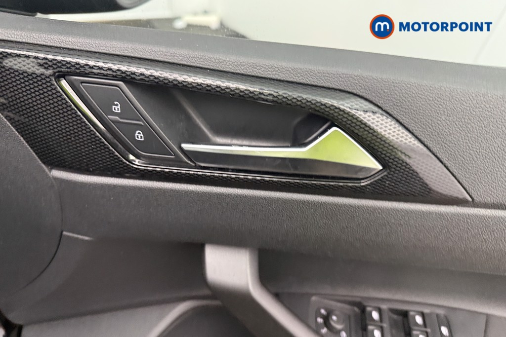 Volkswagen Taigo Life Manual Petrol SUV - Stock Number (1630197) - 16th supplementary image