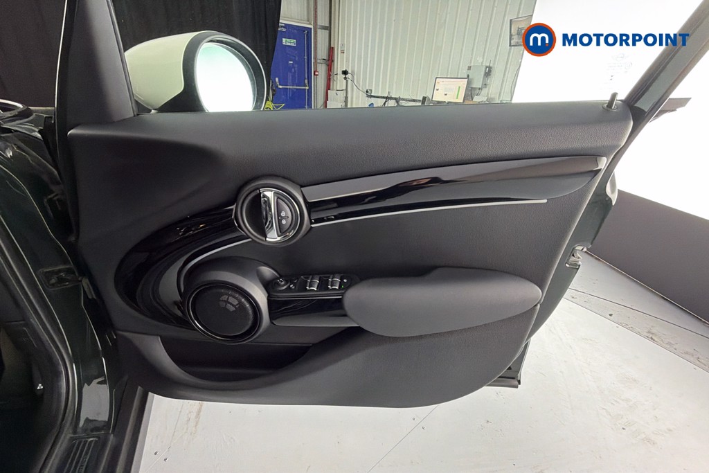 Mini Hatchback Cooper S Resolute Edition Automatic Petrol Hatchback - Stock Number (1630323) - 19th supplementary image