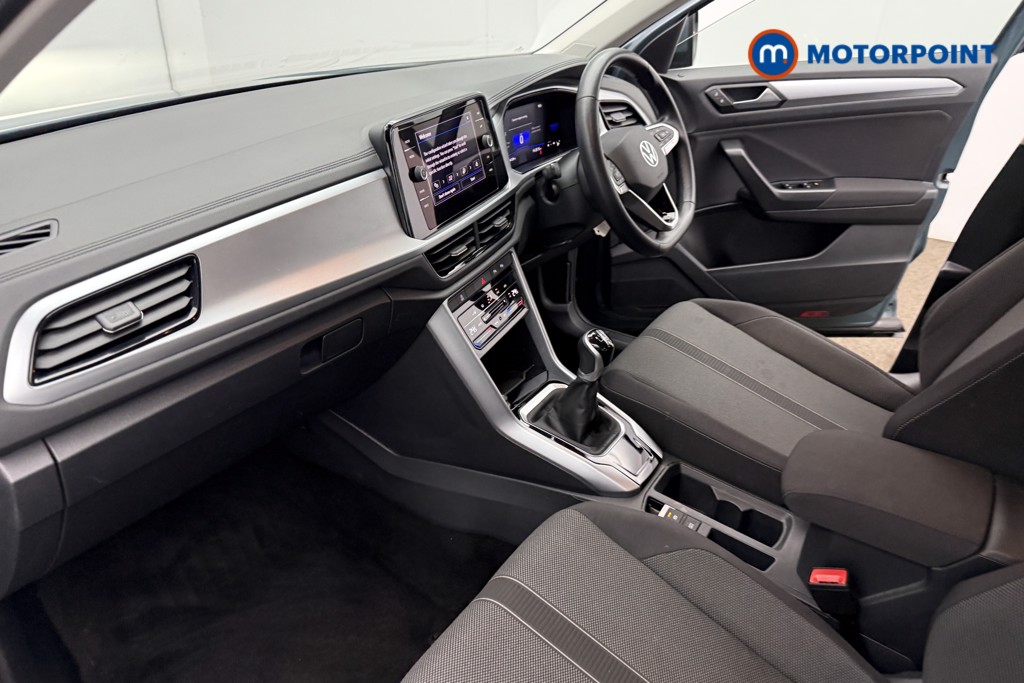 Volkswagen T-Roc Life Manual Petrol SUV - Stock Number (1630734) - 3rd supplementary image