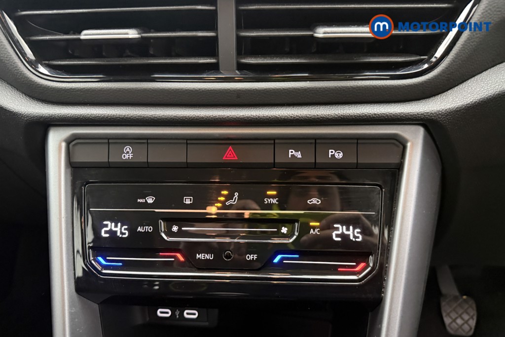 Volkswagen T-Roc Life Manual Petrol SUV - Stock Number (1630734) - 23rd supplementary image