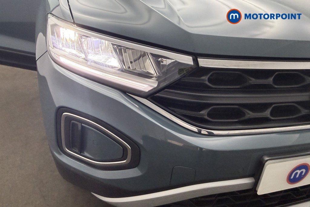 Volkswagen T-Roc Life Manual Petrol SUV - Stock Number (1630734) - 29th supplementary image