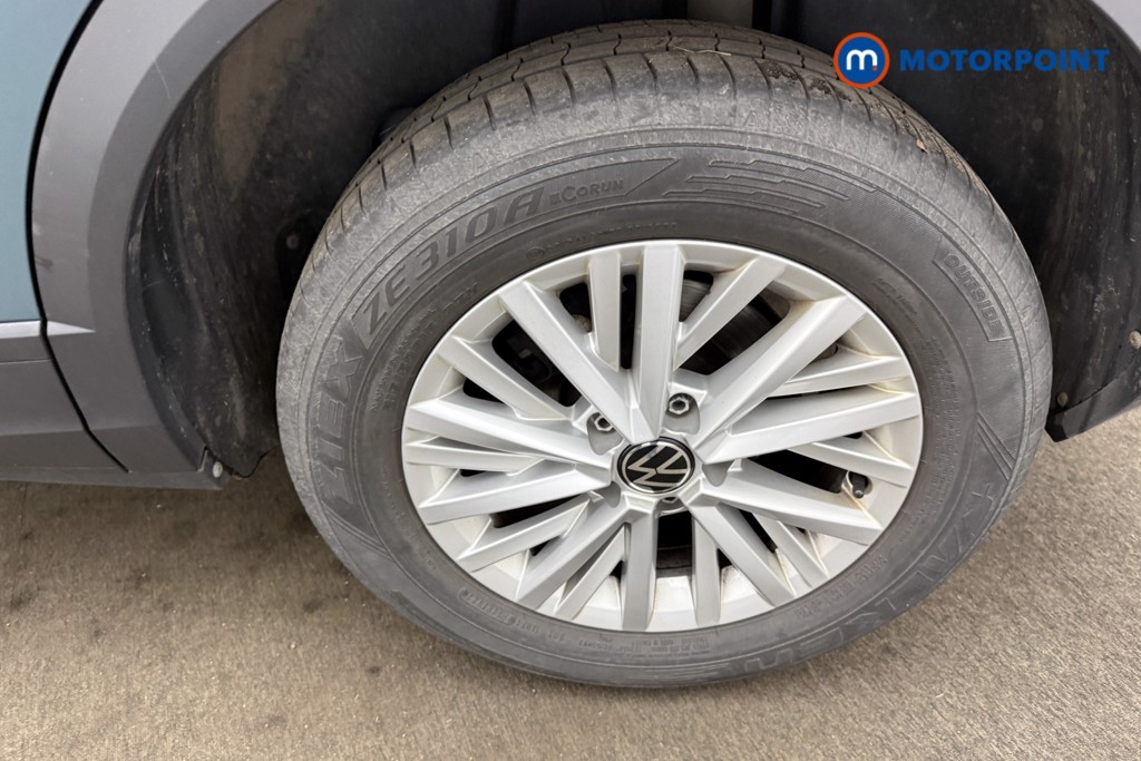 Volkswagen T-Roc Life Manual Petrol SUV - Stock Number (1630734) - 32nd supplementary image