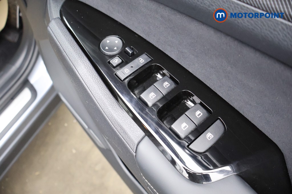 KIA Sportage Gt-Line Automatic Petrol-Electric Hybrid SUV - Stock Number (1630946) - 22nd supplementary image