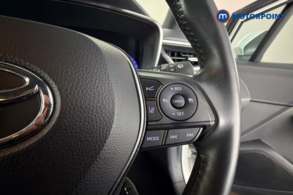 Toyota Corolla Icon Tech Automatic Petrol-Electric Hybrid Hatchback - Stock Number (1631019) - 4th supplementary image