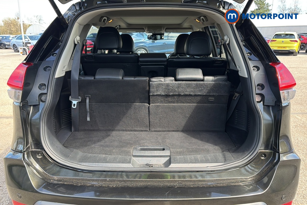 Nissan X-Trail Tekna Manual Diesel SUV - Stock Number (1631350) - 30th supplementary image