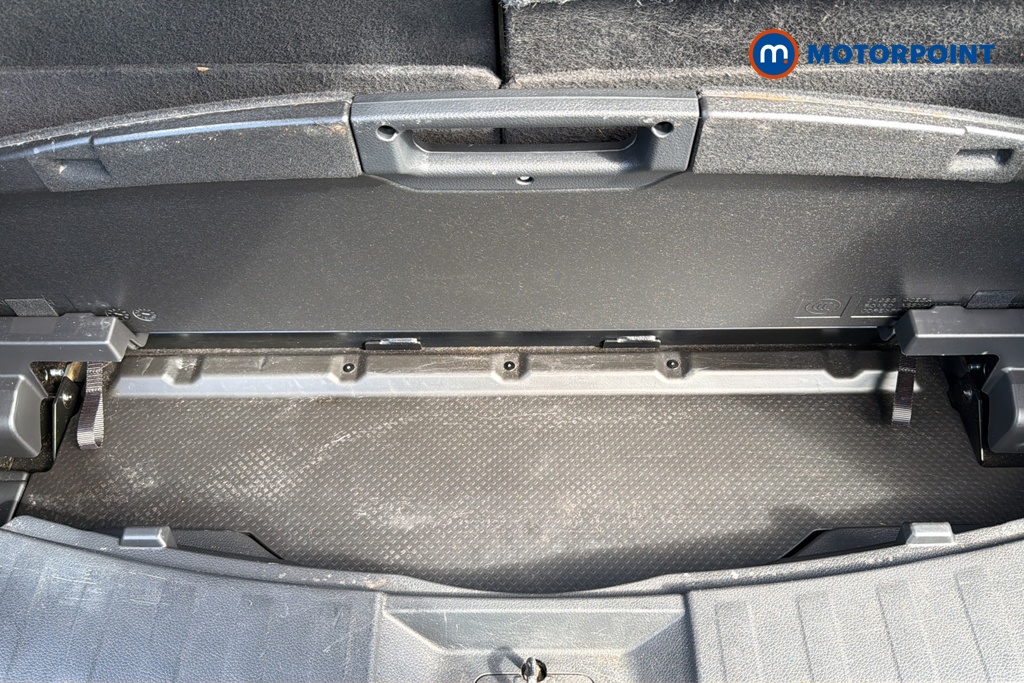 Nissan X-Trail Tekna Manual Diesel SUV - Stock Number (1631350) - 33rd supplementary image
