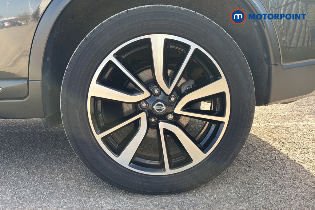 Nissan X-Trail Tekna Manual Diesel SUV - Stock Number (1631350) - 45th supplementary image