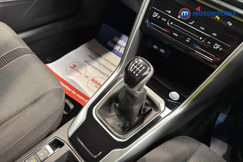 Volkswagen T-Roc Match Manual Petrol SUV - Stock Number (1631750) - 15th supplementary image