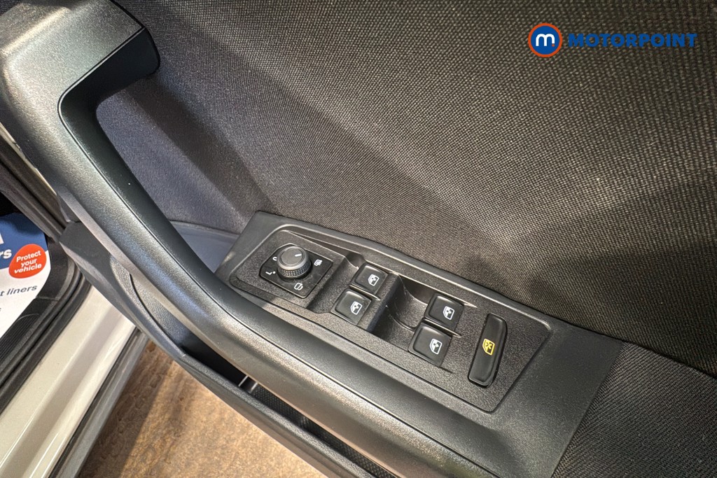 Volkswagen T-Roc Match Manual Petrol SUV - Stock Number (1631750) - 20th supplementary image