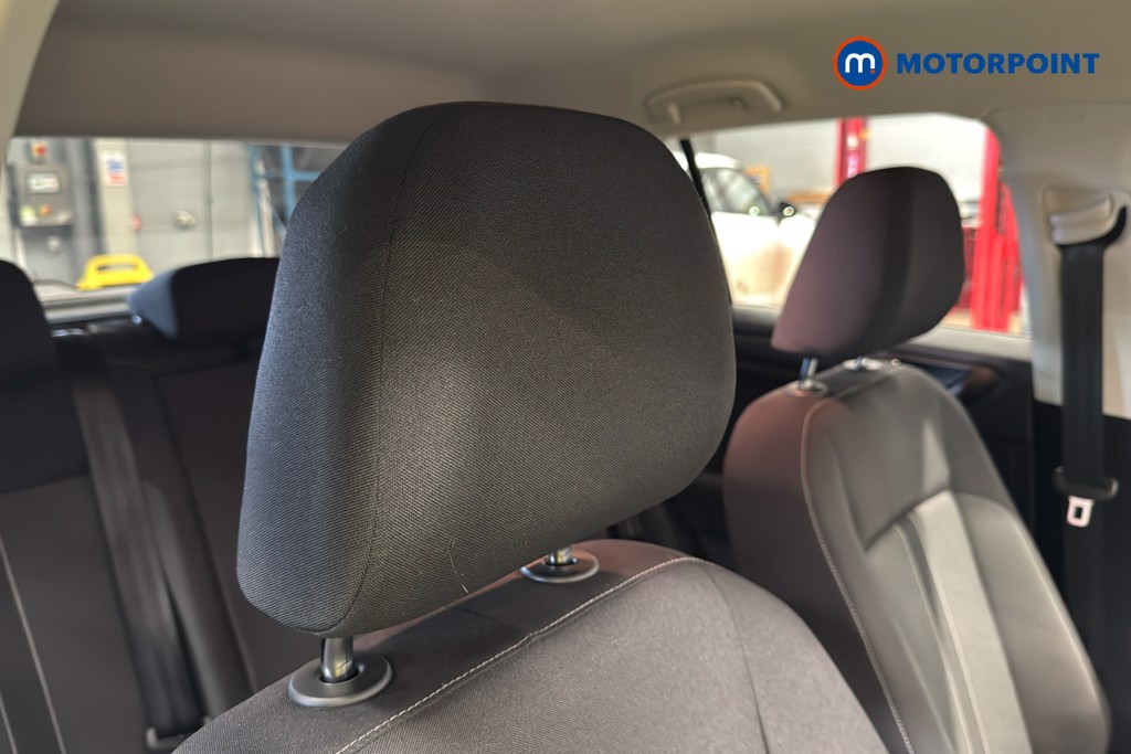 Volkswagen T-Roc Match Manual Petrol SUV - Stock Number (1631750) - 23rd supplementary image