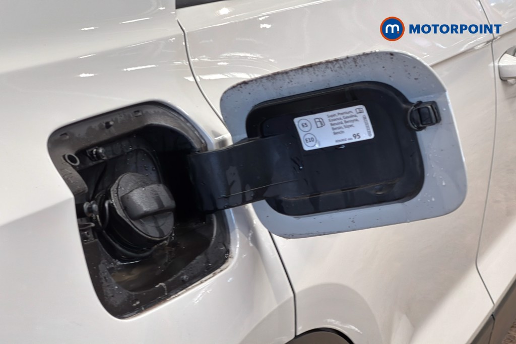 Volkswagen T-Roc Match Manual Petrol SUV - Stock Number (1631750) - 41st supplementary image