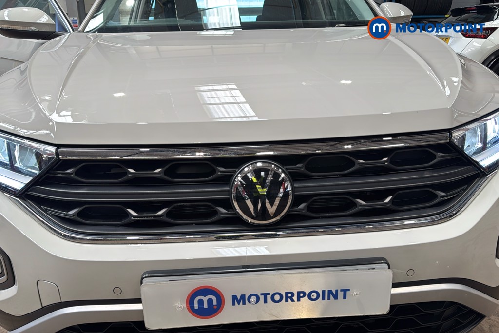 Volkswagen T-Roc Match Manual Petrol SUV - Stock Number (1631750) - 45th supplementary image