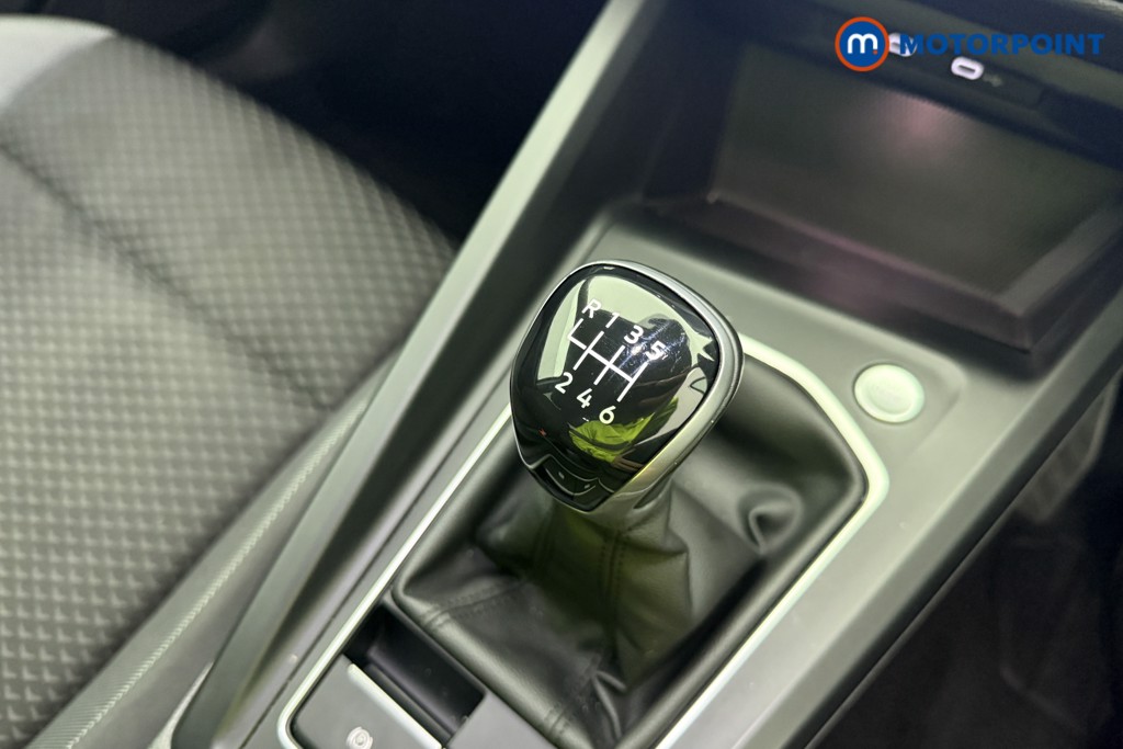 Volkswagen Golf Active Manual Petrol Hatchback - Stock Number (1631998) - 10th supplementary image