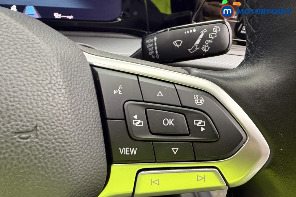 Volkswagen Golf Active Manual Petrol Hatchback - Stock Number (1631998) - 12th supplementary image