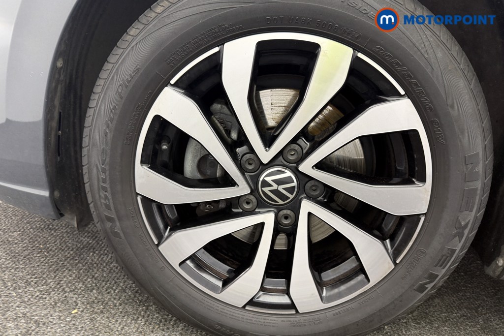 Volkswagen Golf Active Manual Petrol Hatchback - Stock Number (1631998) - 26th supplementary image