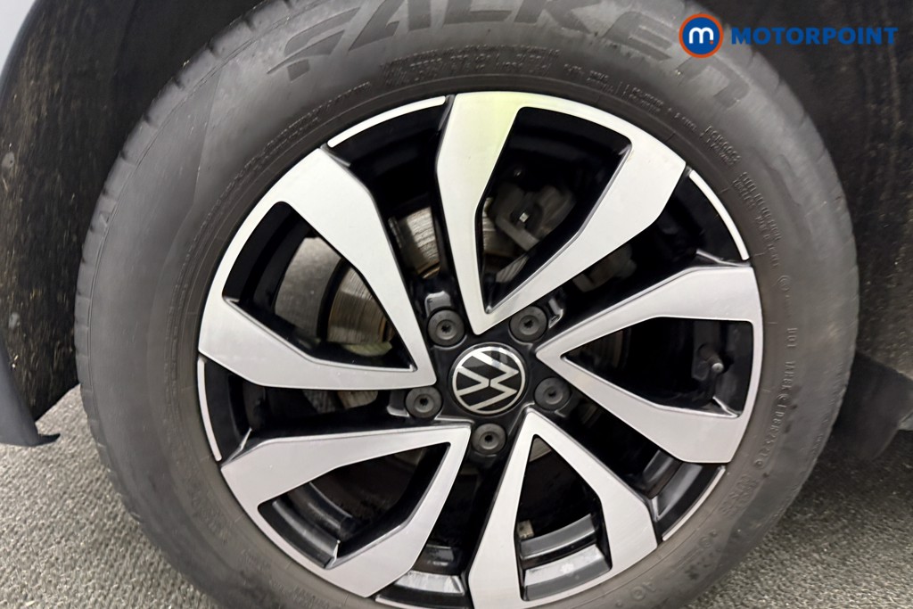 Volkswagen Golf Active Manual Petrol Hatchback - Stock Number (1631998) - 29th supplementary image