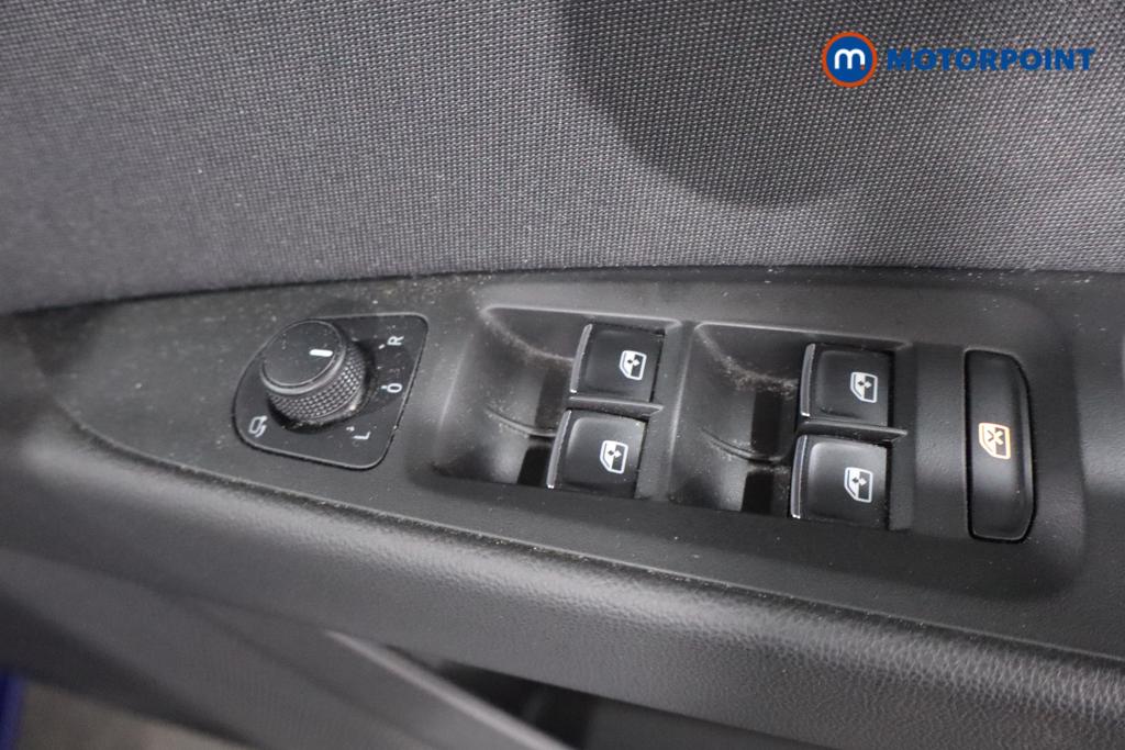 Seat Leon FR Manual Petrol Hatchback - Stock Number (1632221) - 9th supplementary image