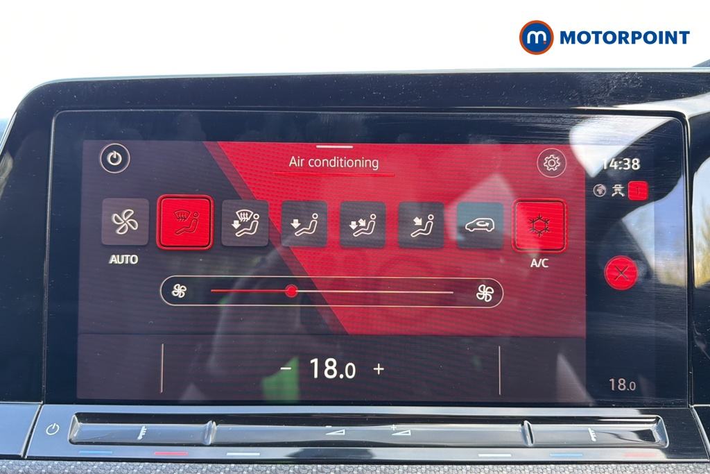 Volkswagen Golf R-Line Manual Petrol Hatchback - Stock Number (1633159) - 12th supplementary image