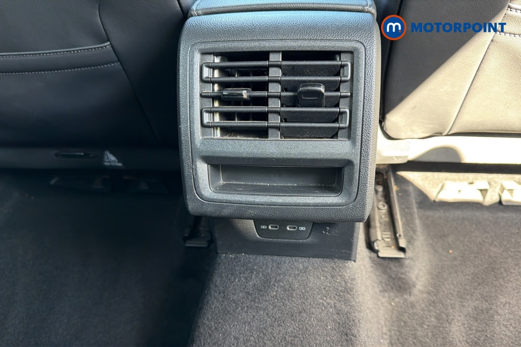 Volkswagen Golf R-Line Manual Petrol Hatchback - Stock Number (1633159) - 28th supplementary image