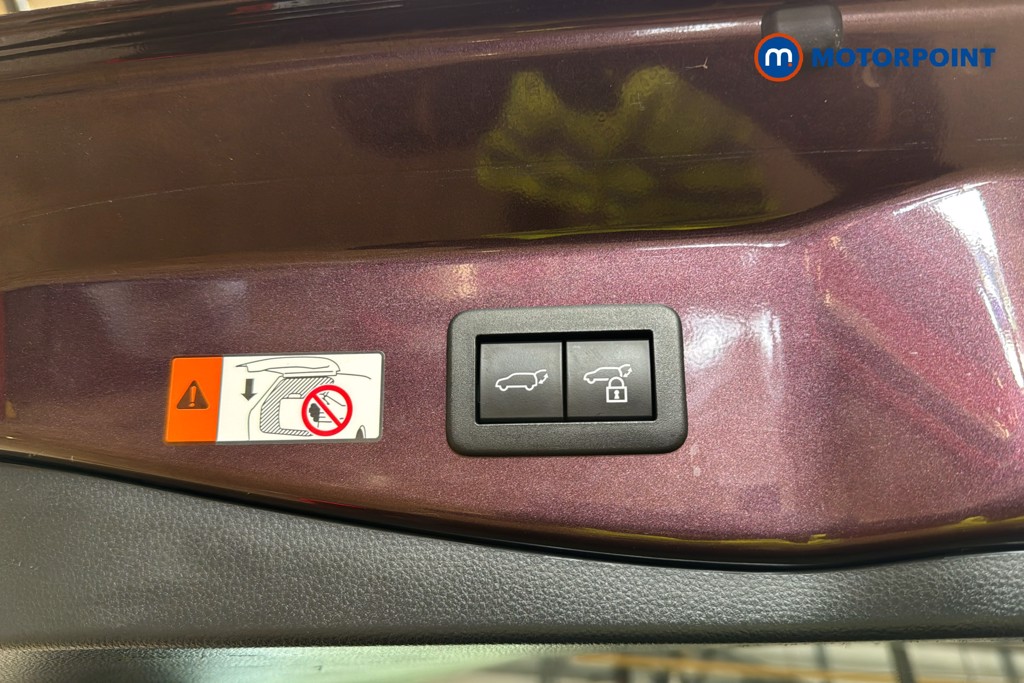 Toyota C-Hr Design Automatic Petrol-Electric Hybrid SUV - Stock Number (1633487) - 35th supplementary image